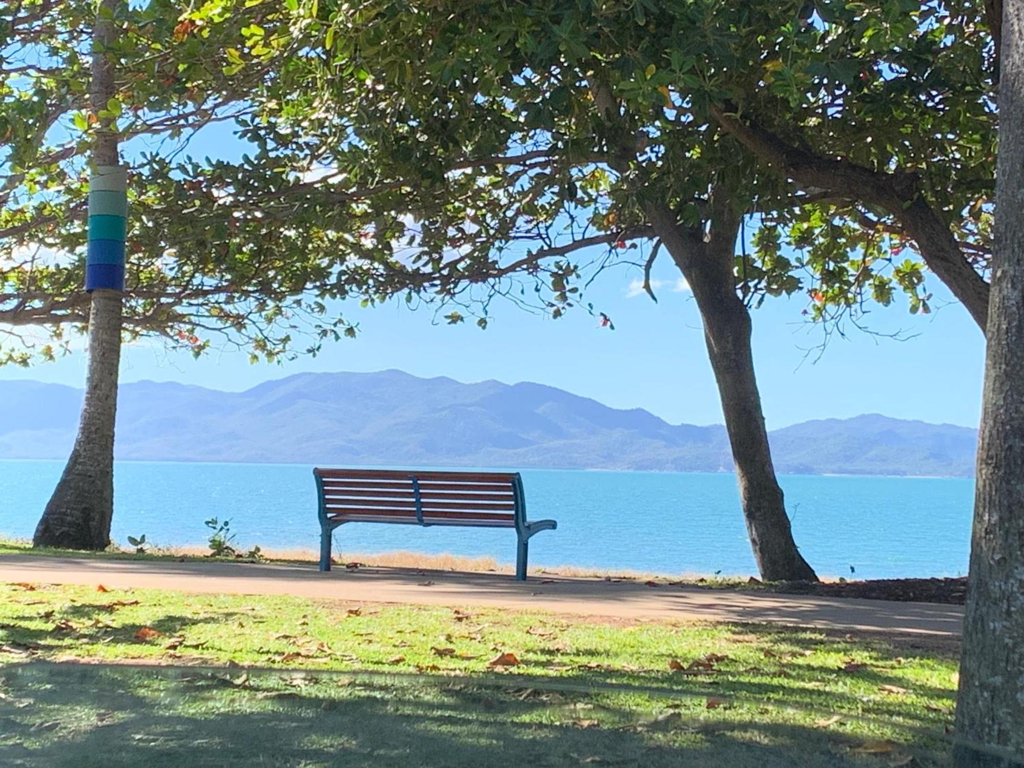 Shambhala Retreat Magnetic Island Cottages Nelly Bay ภายนอก รูปภาพ