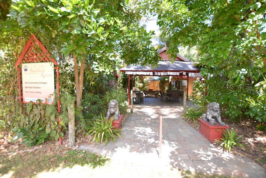 Shambhala Retreat Magnetic Island Cottages Nelly Bay ภายนอก รูปภาพ