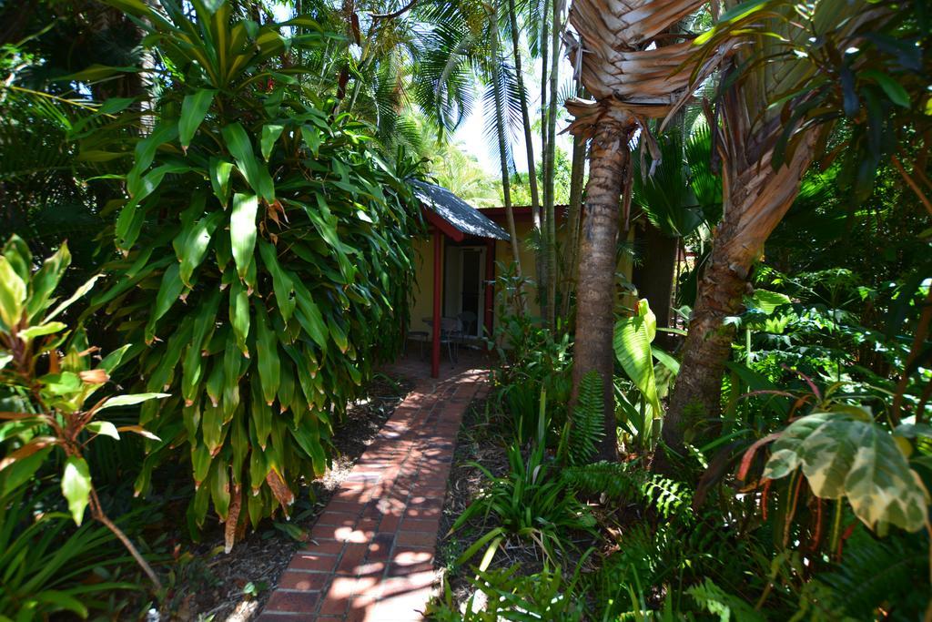 Shambhala Retreat Magnetic Island Cottages Nelly Bay ภายนอก รูปภาพ