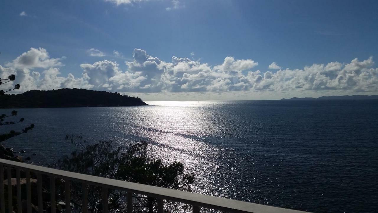 Shambhala Retreat Magnetic Island Cottages Nelly Bay ภายนอก รูปภาพ