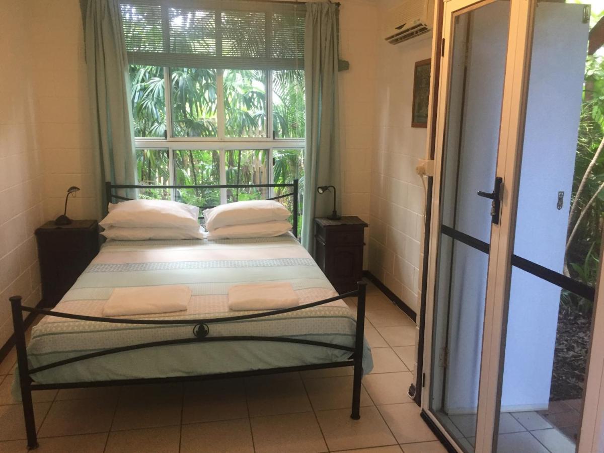 Shambhala Retreat Magnetic Island Cottages Nelly Bay ภายนอก รูปภาพ